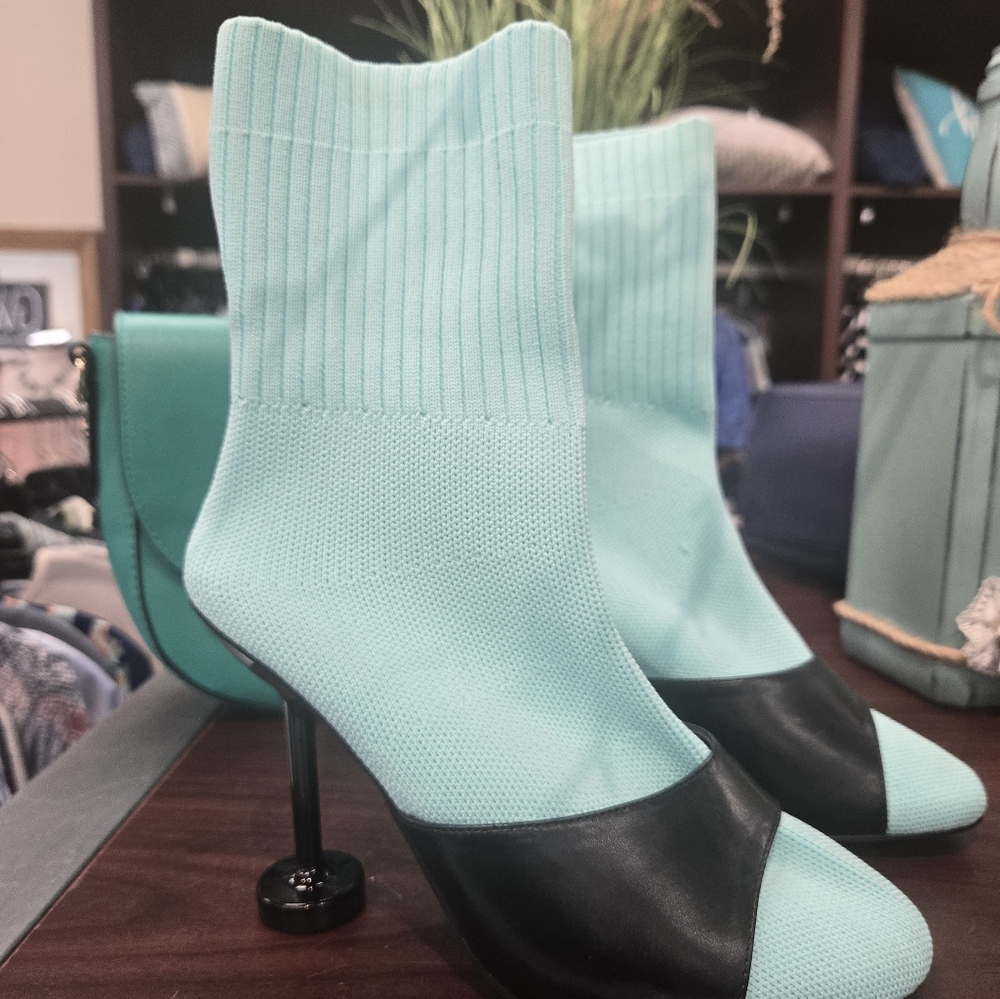 Elegant Black and Mint Women's Heels
